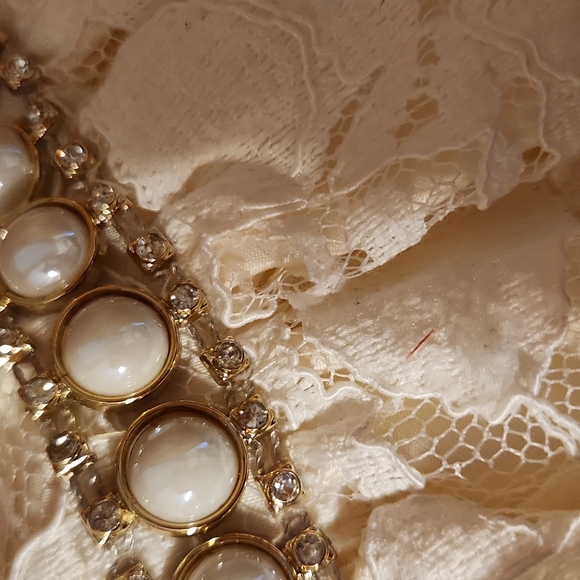 American Princess 24 month baby girl beaded flower dress - Picture 13 of 13